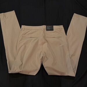 Lululemon Commission Pant Slim